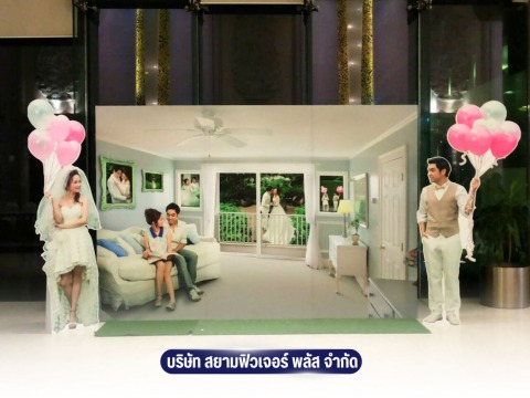 รับออกแบบทำป้าย ทำสแตนดี้
